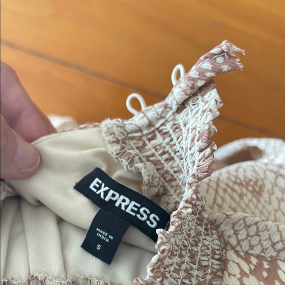 Express Brown Bishop Sleeve Dress Size Small - Picture 6 of 7